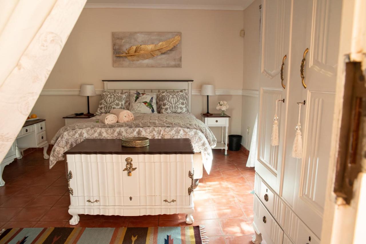 Roses And Pebbles B & B Guest House Klerksdorp Εξωτερικό φωτογραφία
